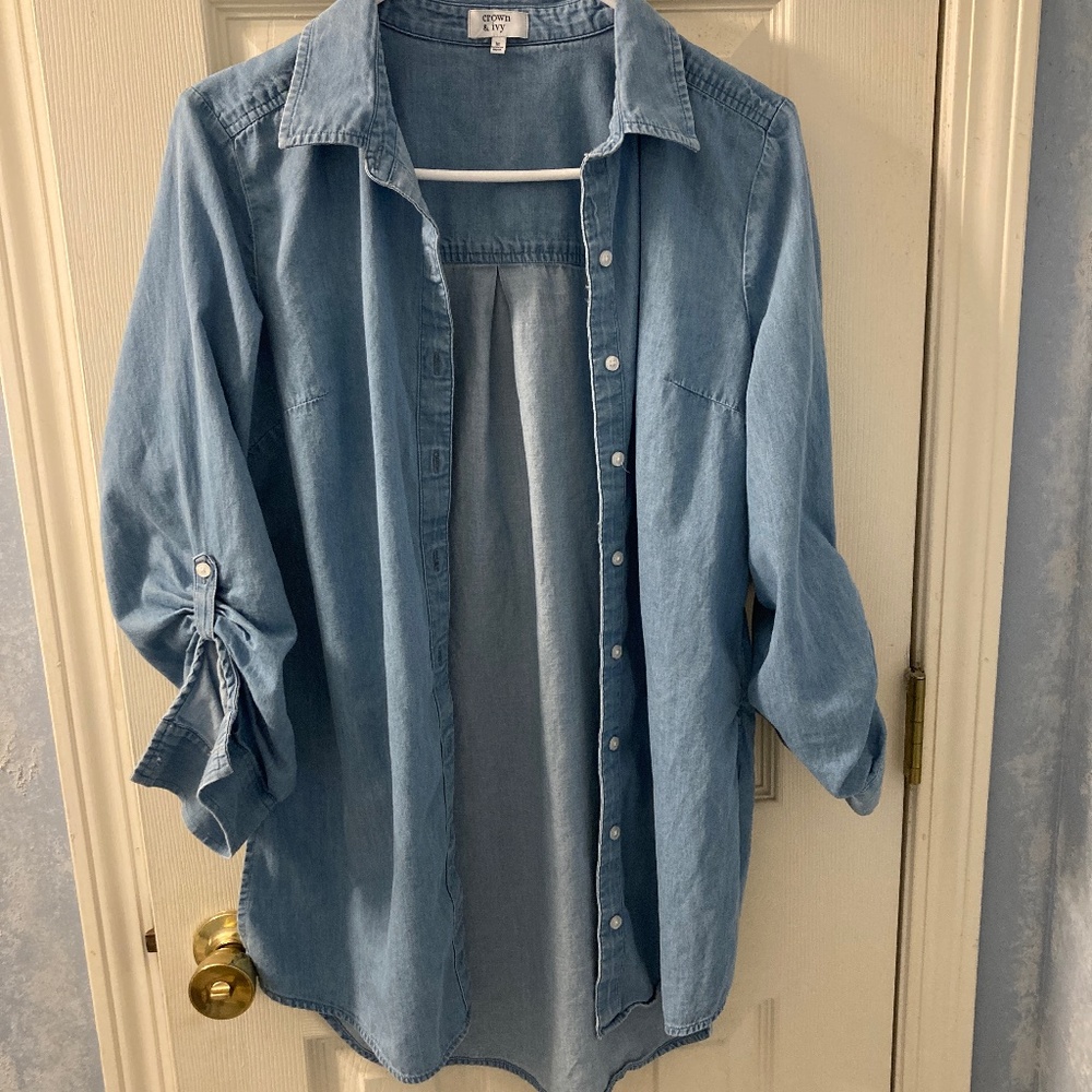 Crown & Ivy Denin Tunic Top